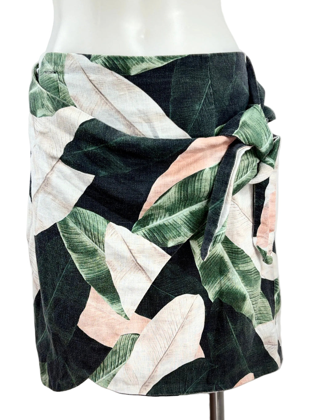 Country Road Tropical Leaf Print Two-Piece Set – view 3 of 7