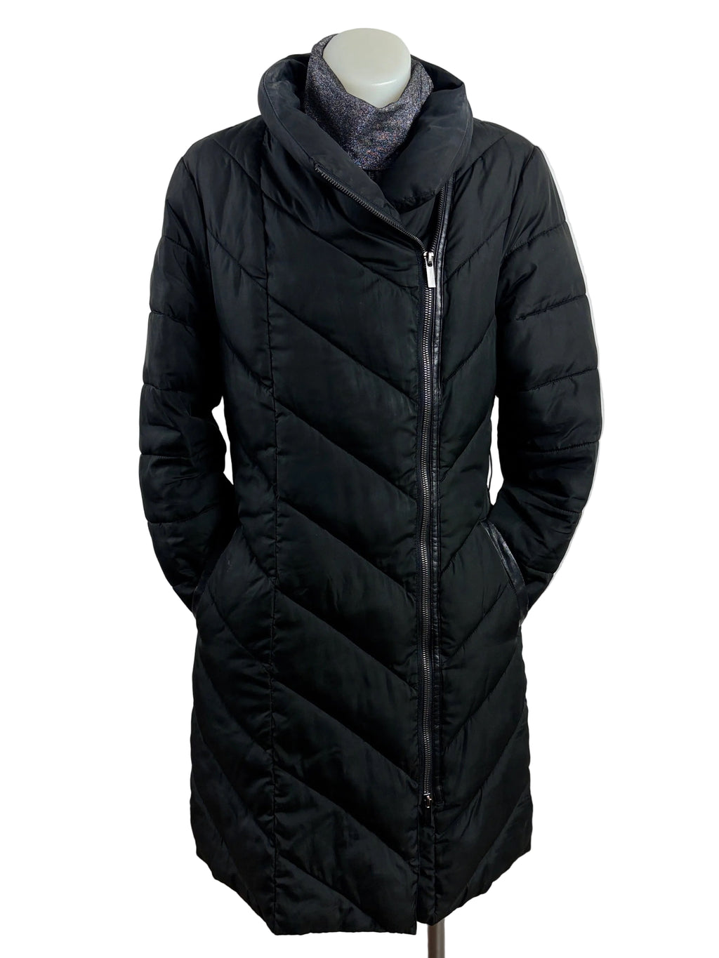 Portmans | Zip Puffer Coat | Black | Size 8
