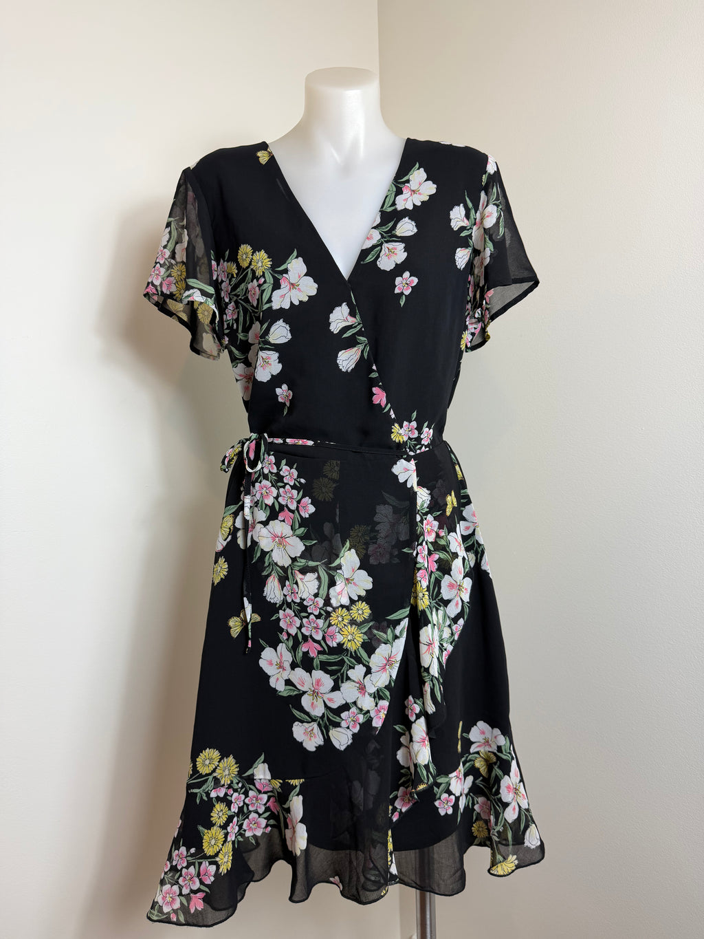 Decjuba Black Floral Print Ruffle Wrap Dress