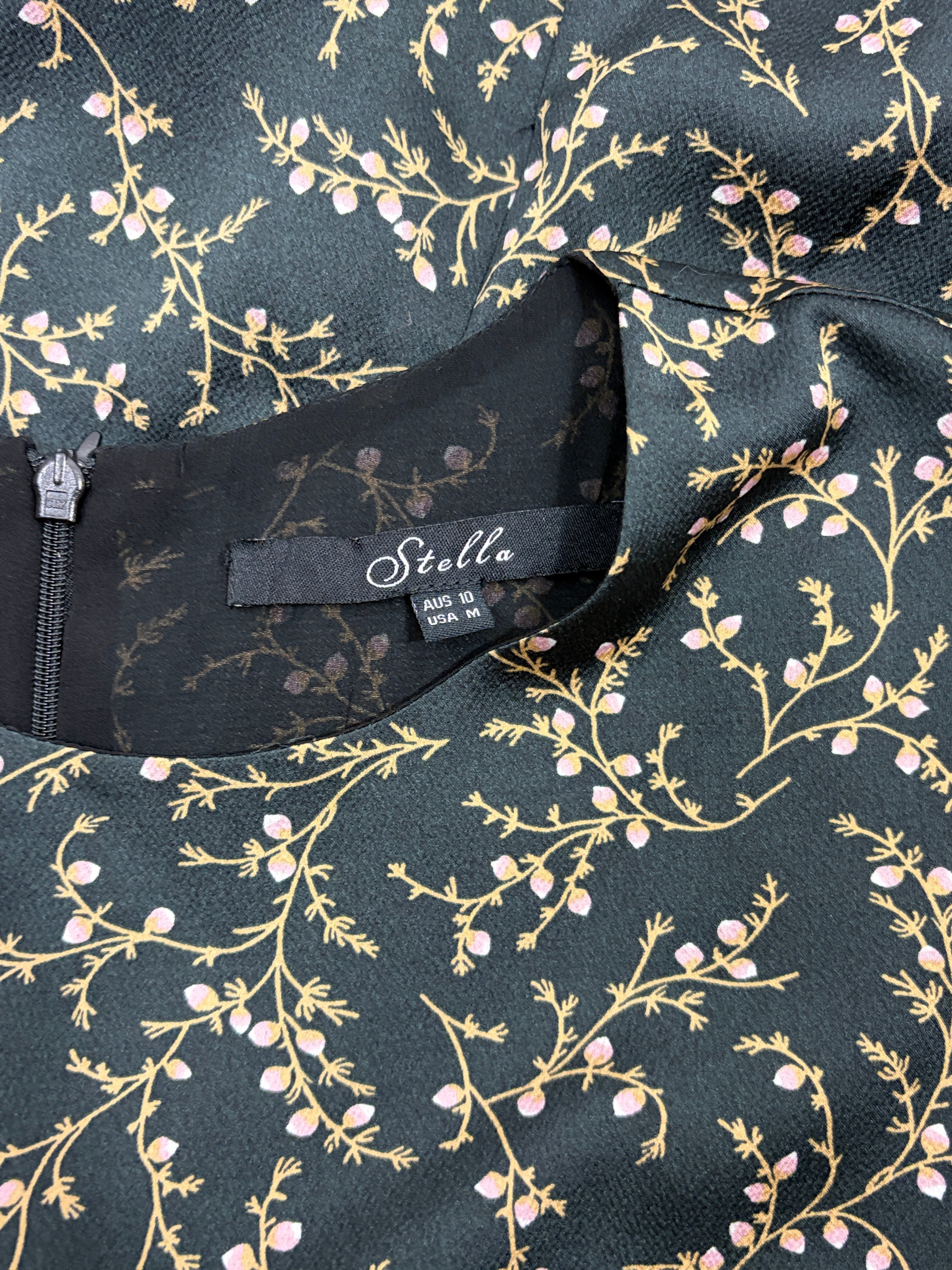Stella Ditsy Floral Ruched Midi Dress