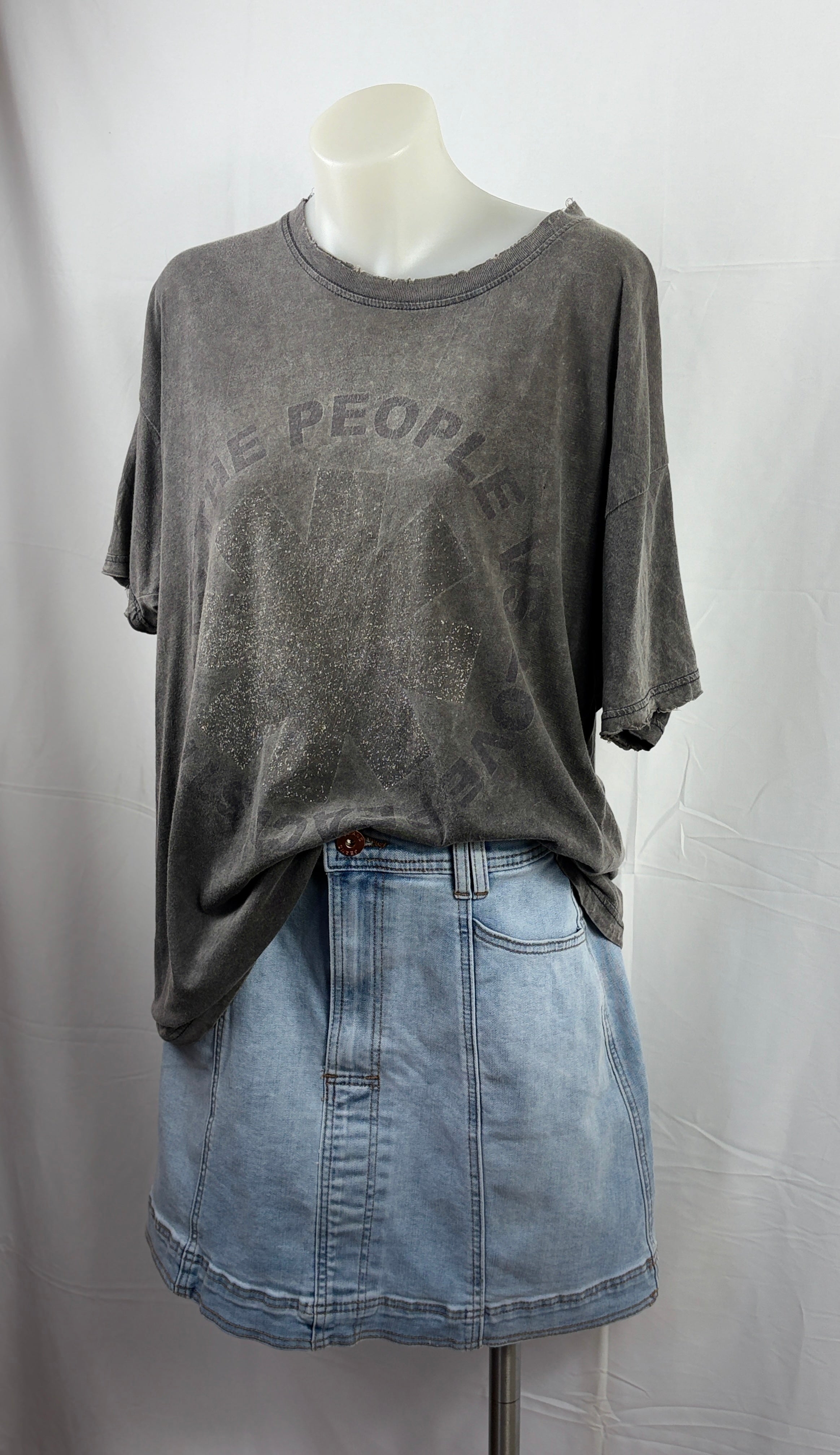 The People vs Distressed Look Graphic Tee