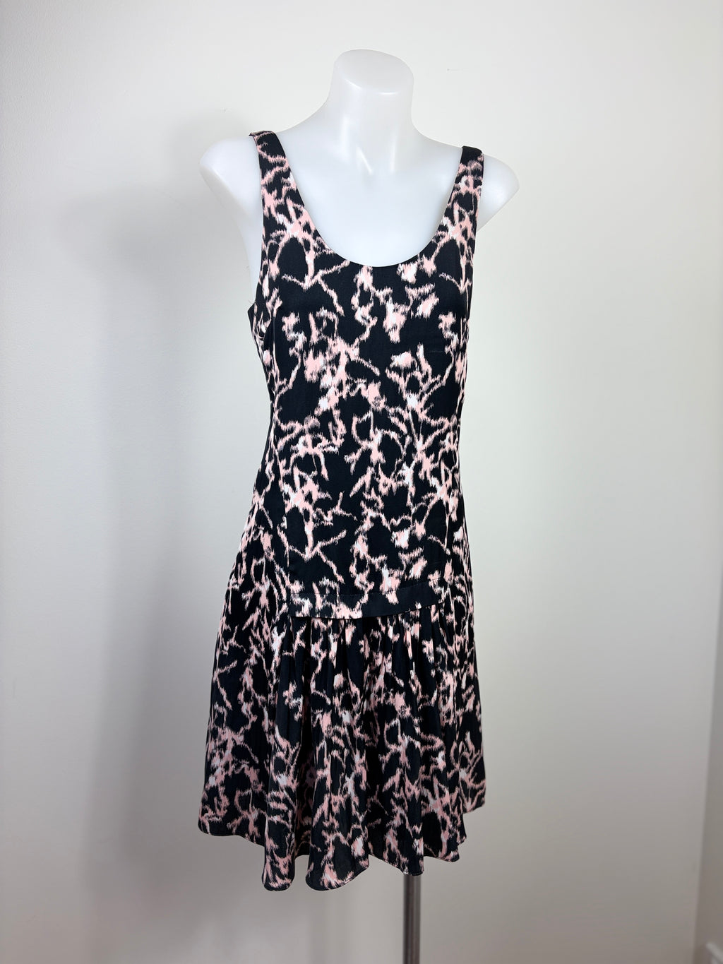 Witchery Drop-Waist Abstract Print Dress in black & blush – view 2 of 5