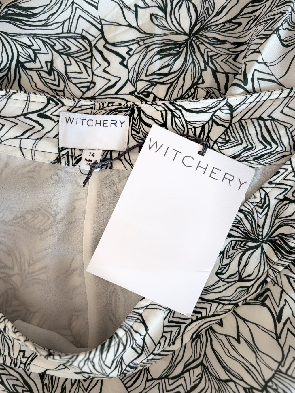 Witchery Botanical Line Print Maxi Skirt in black & white – view 3 of 3