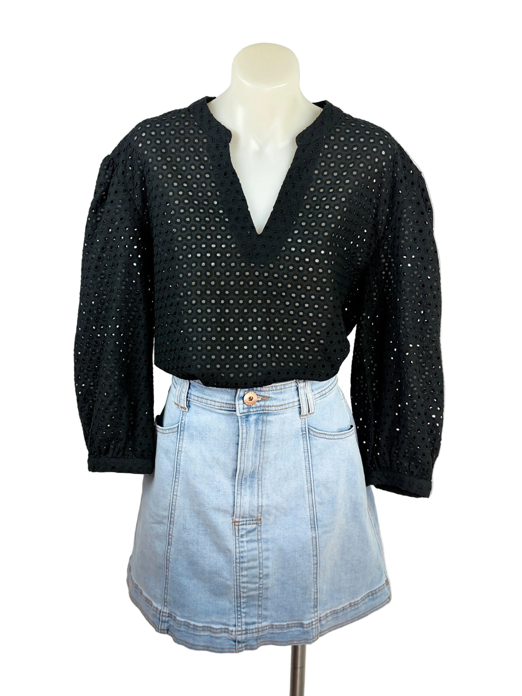 Seed | Broderie Anglaise Popover Top | Black | Size 12