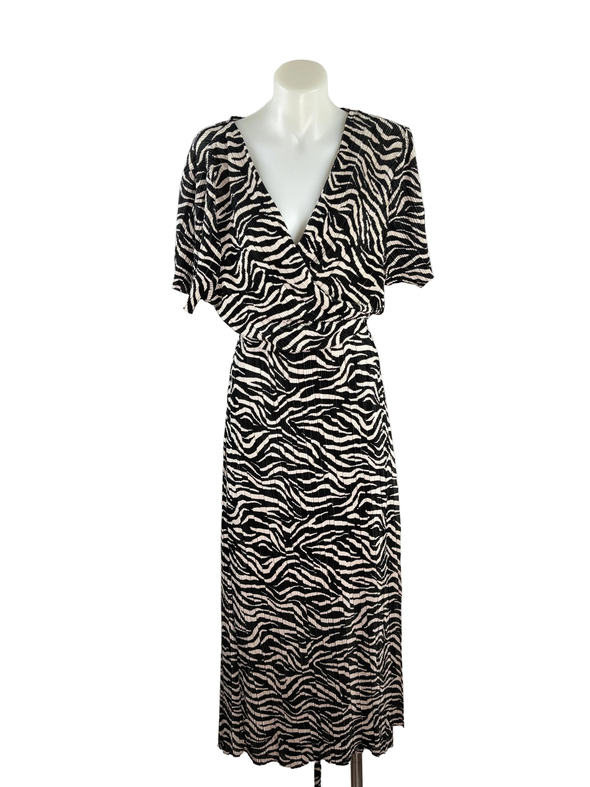 Sportsgirl Zebra Print Plissé Wrap Dress in black & caramel, size XL – preloved at Second Signature