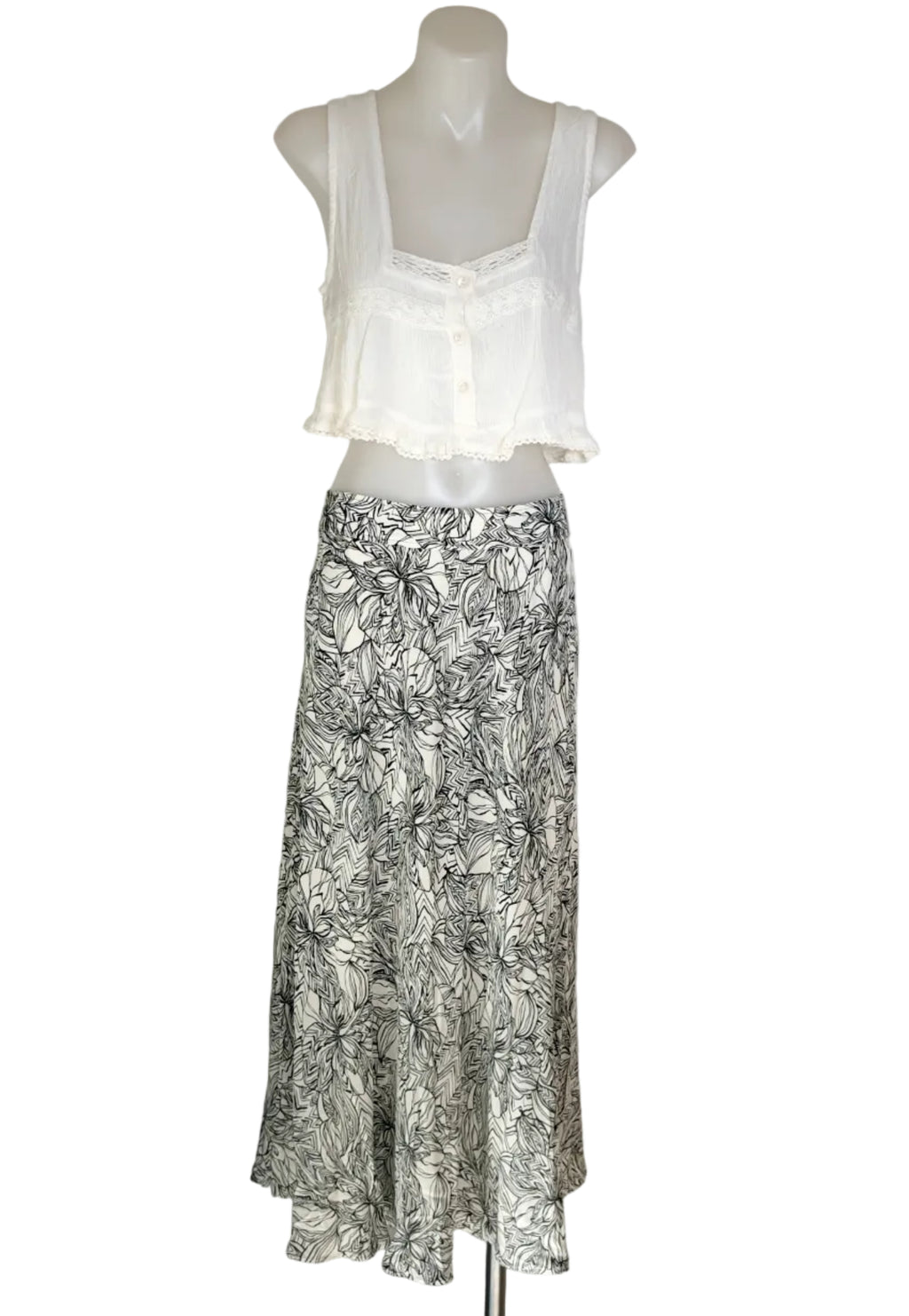 Witchery Botanical Line Print Maxi Skirt in black & white, size 14 – new at Second Signature