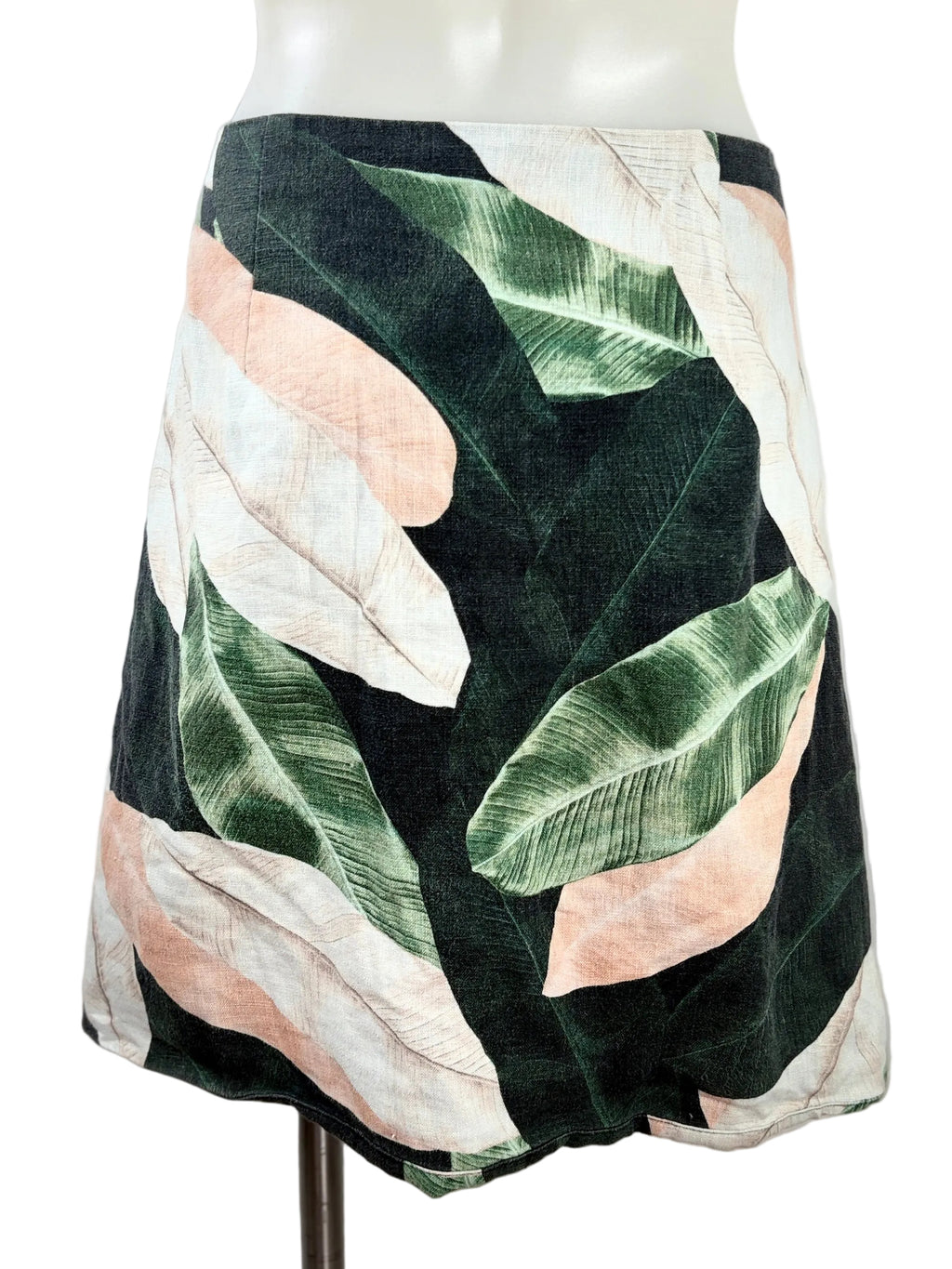 Country Road Tropical Leaf Print Two-Piece Set – view 5 of 7