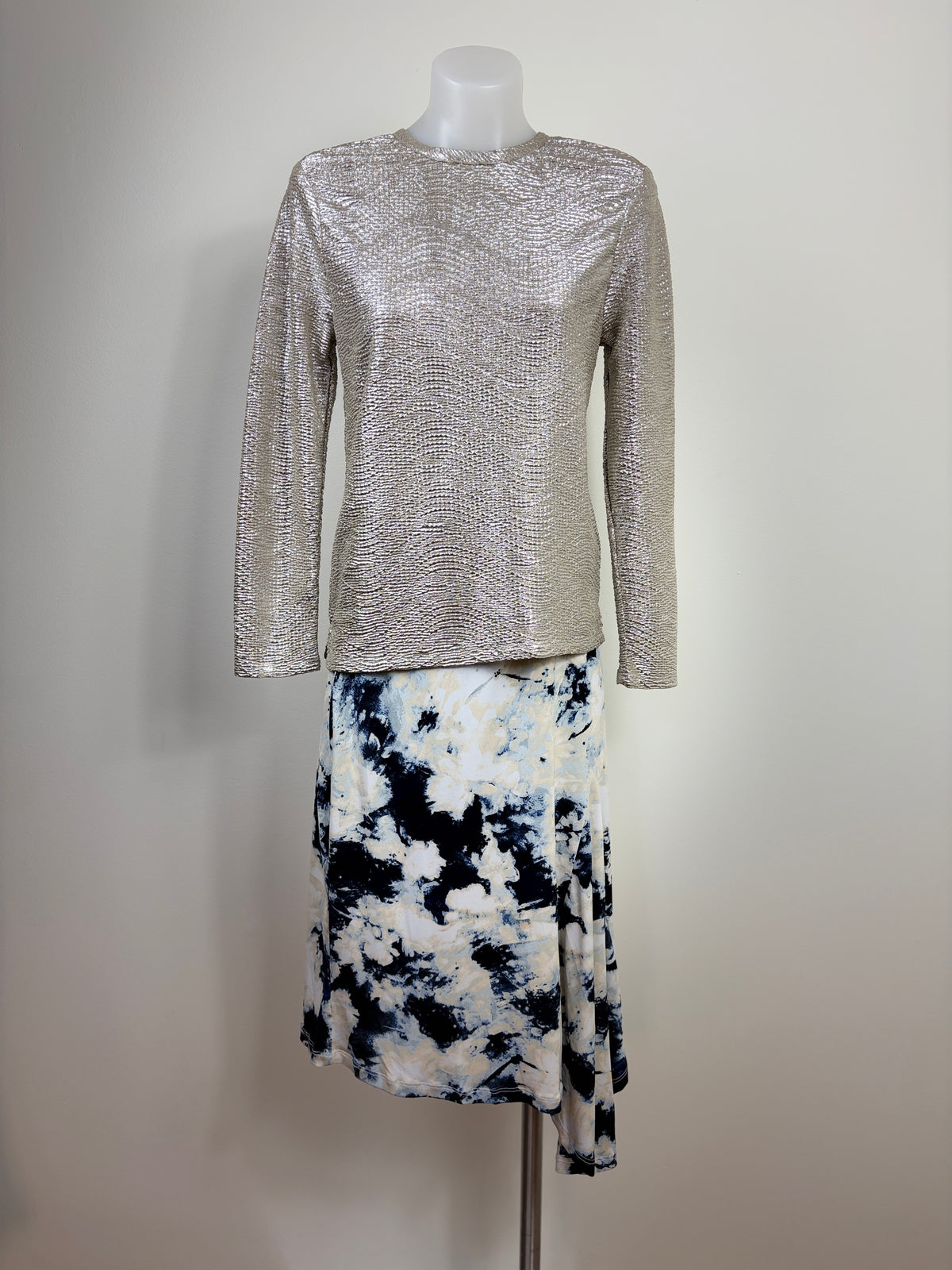 Country Road Textured Metallic Long Sleeve Top in gold – view 4 of 5