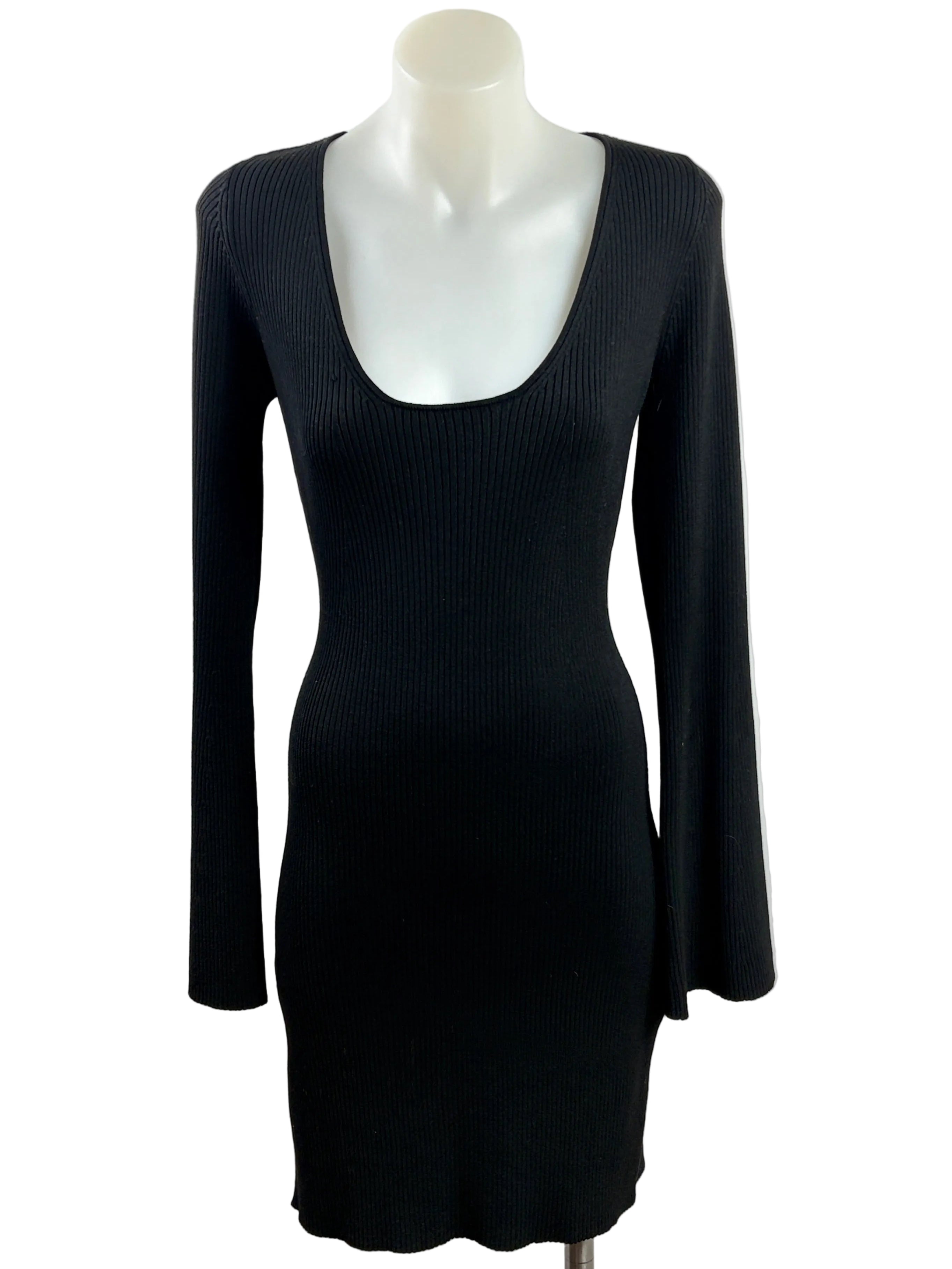 H&M | Ribbed Knit Bodycon Mini Dress | Black | M